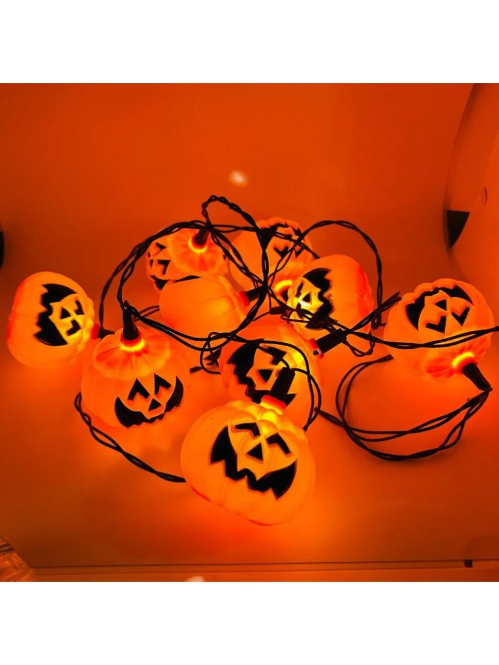 Vintage Halloween Pumpkin Lights Blowmold Jack O Lantern Glow 11 Ft End-to-End